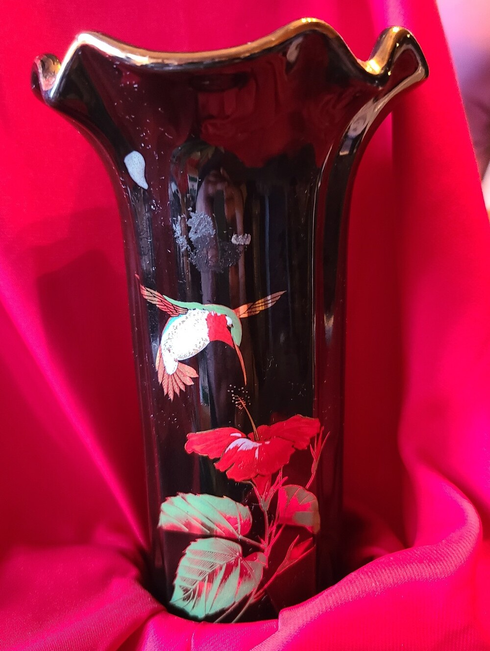 Vintage Black Glass Vase with Red Floral and Hummingbird Motif - Picture 2 of 8